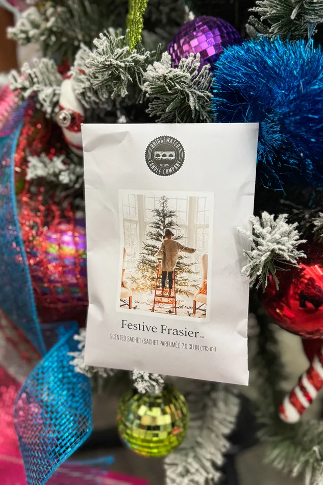 Bridgewater Candles Earrings Scented Sachet Festive Frasier