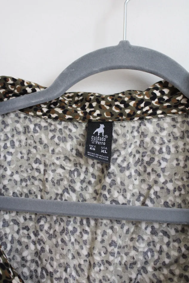 Cuidado Con El Perro Earrings NEW Cuidado Con El Perro Green Patterned Crop Blouse XL
