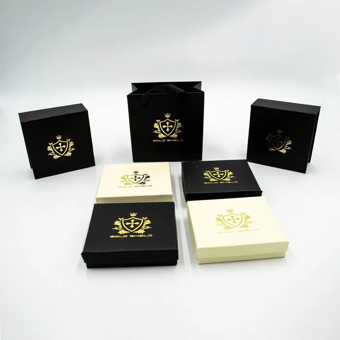 Gold Shield Earrings Cadenas de Plata para Mujer con Dije de Pia