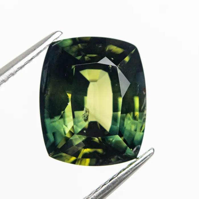 Misfit Gems Earrings 533ct 1090x906x593mm Cushion Brilliant Sapphire 2160602