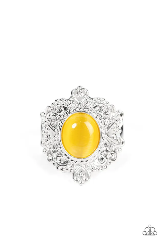 Paparazzi Accessories Necklaces Delightfully Dreamy Yellow
