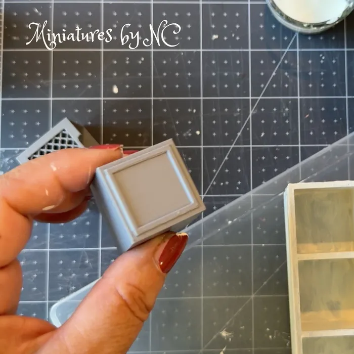 Portraits and Miniatures by NC Necklaces Cabinet with 3 Different Bins STL File 3D Model