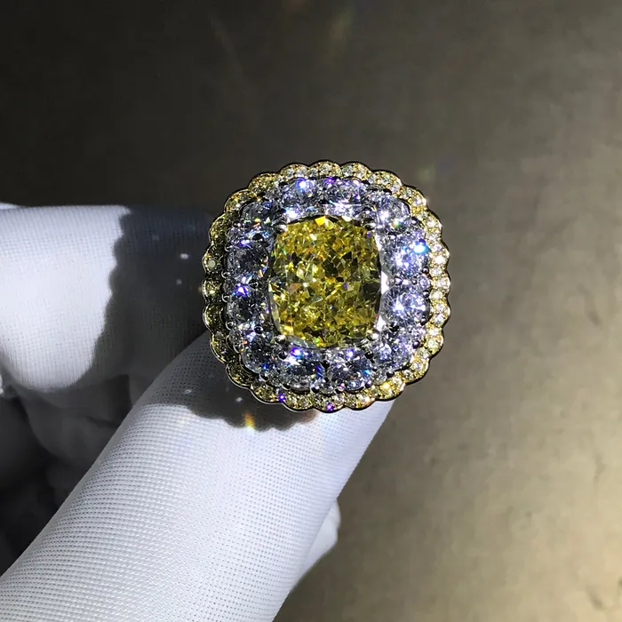 6 Carat Cushion Cut Moissanite Ring Vivid Yellow VVS Twotone Triple Halo Leyloon Jewelry Rings 6 Carat Cushion Cut Moissanite Ring Vivid Yellow VVS Twotone Triple Halo Leyloon Jewelry Rings