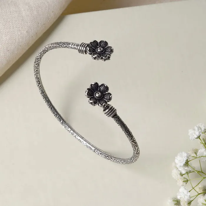 Bracelets Teejh Aastha Silver Oxidised Floral Bracelet Teejh Bracelets Teejh Aastha Silver Oxidised Floral Bracelet Teejh