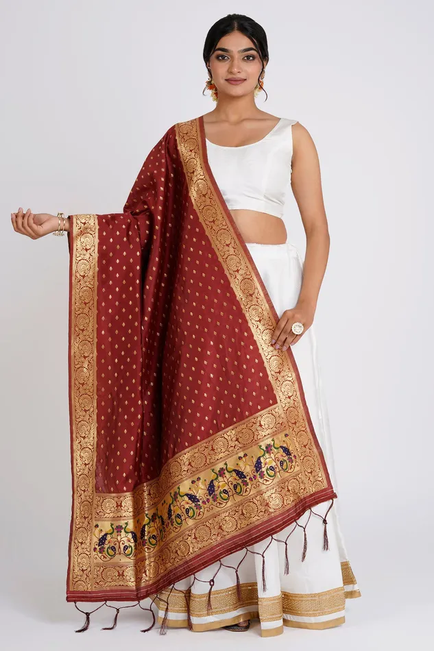 Earrings Teejh Teejh Chandira Burgundy Banarasi Dupatta