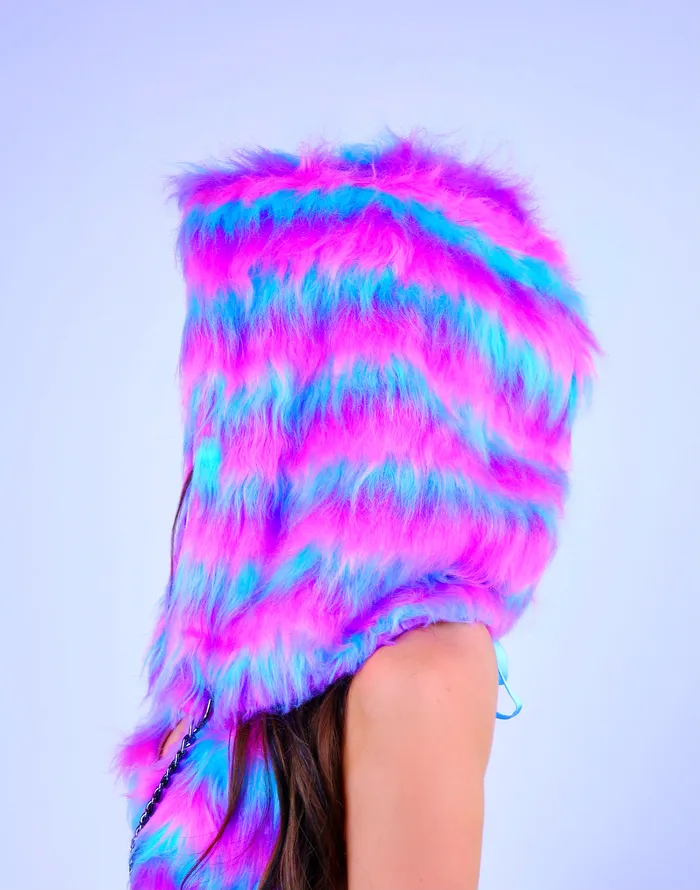 Earrings THE LUMI SHOP Cheshire Diva Fuzzy Hood