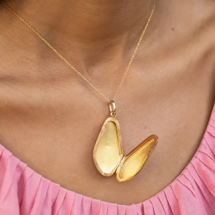 Engraved 14k Gold and Enamel Elongated Locket Vintage Necklaces