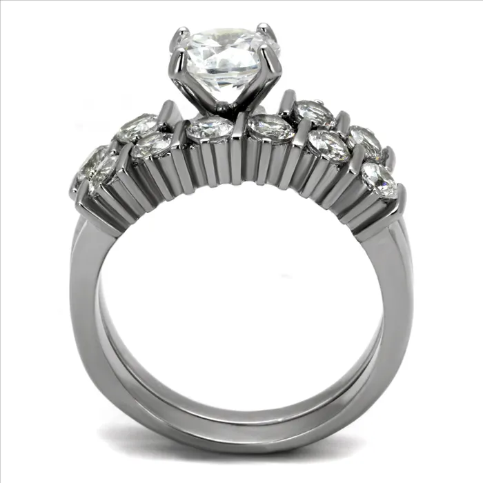 Green Rings CJE2869 Wholesale Stainless Steel AAA Grade CZ Ring Green Rings CJE2869 Wholesale Stainless Steel AAA Grade CZ Ring