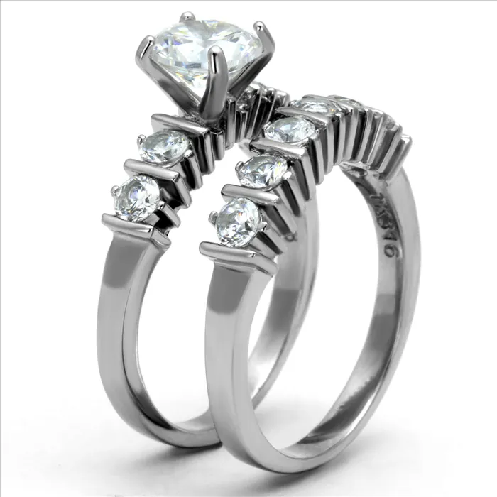 Green Rings CJE2869 Wholesale Stainless Steel AAA Grade CZ Ring Green Rings CJE2869 Wholesale Stainless Steel AAA Grade CZ Ring