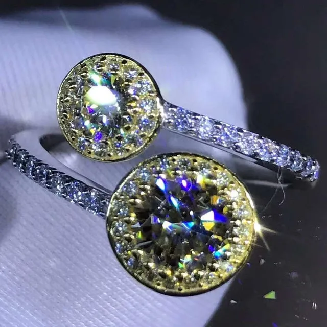 Leyloon Jewelry Rings 15 Carat Round Cut Moissanite Ring Bypass Twotone VVS KM Colorless