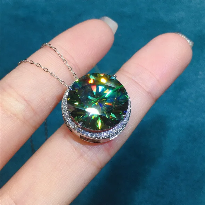 Necklaces Leyloon Jewelry 13 Carat Dark Green Round Cut Floating Halo VVS Moissanite Pendant Chain Necklace