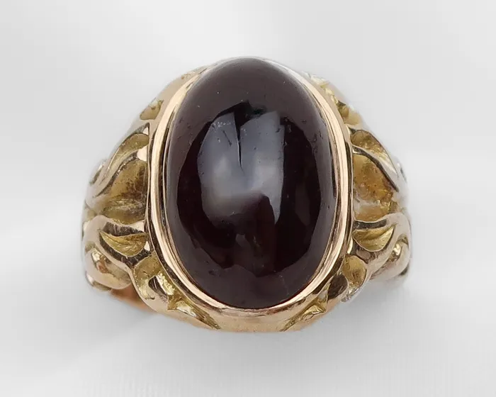 Rings Victorian Garnet Cabochon Ring Isadoras A