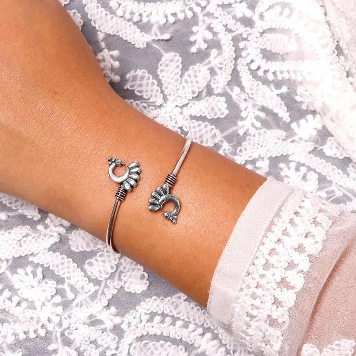 Teejh Bracelets Shyla Peacock Silver Oxidized Bracelet