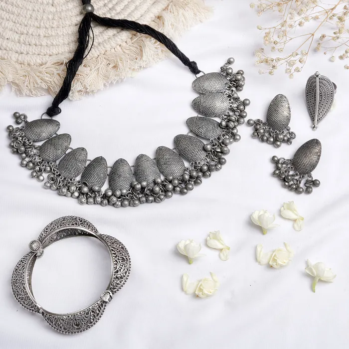 Teejh Chakori Silver Oxidised Jewelry Gift Set Teejh Rings