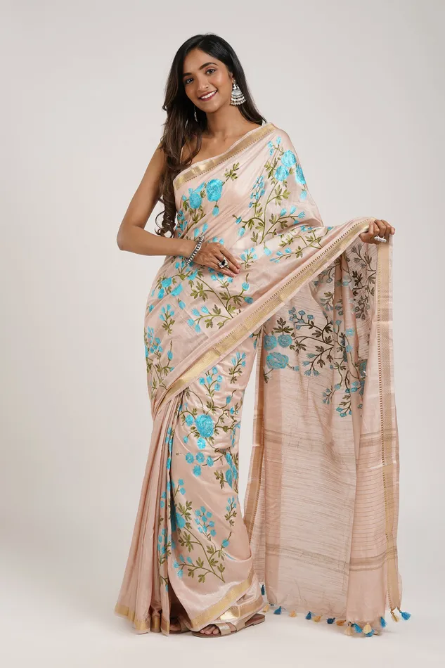 Teejh Gulrang Cream and Blue Silk Linen Saree with Blouse Piece Teejh Necklaces Teejh Gulrang Cream and Blue Silk Linen Saree with Blouse Piece Teejh Necklaces
