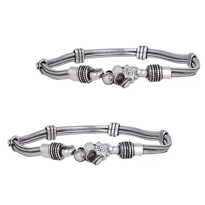 Teejh Madri Silver Oxidised Jewelry Gift Set Teejh Rings