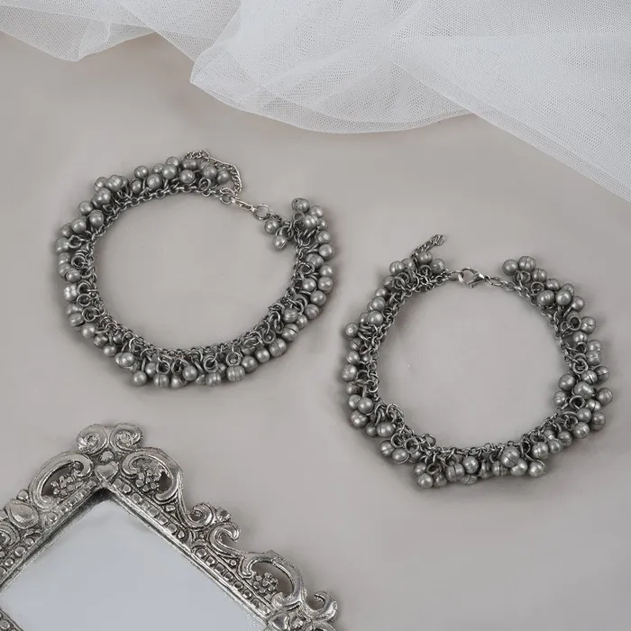 Teejh Nazah Silver Oxidised Ghungroo Anklet Teejh Rings Teejh Nazah Silver Oxidised Ghungroo Anklet Teejh Rings