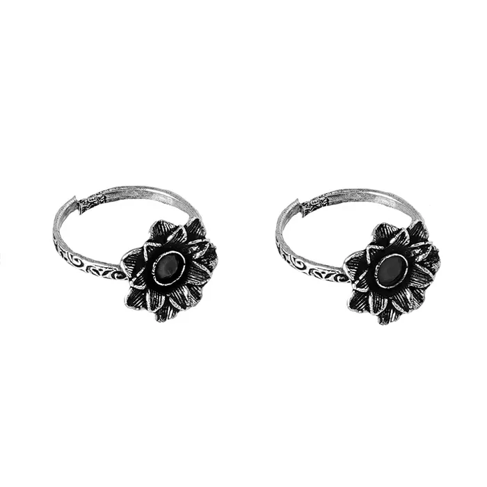 Teejh Rings Teejh Niru Set Of Anklet and Toe Ring Teejh Rings Teejh Niru Set Of Anklet and Toe Ring