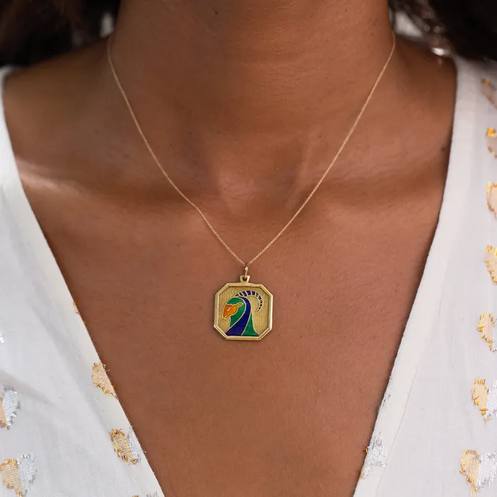 Vintage PreStyled Sets Capricorn Enamel And 18K Gold Zodiac Charm