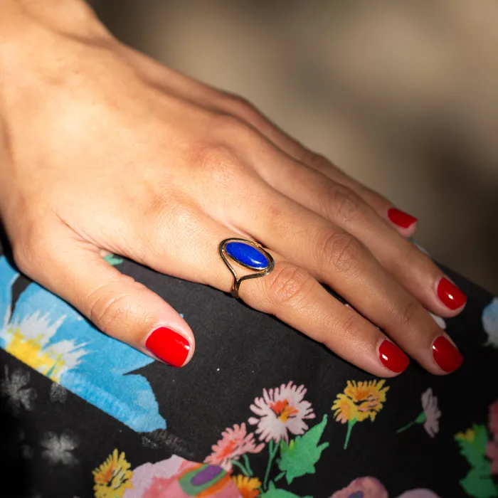 Vintage Rings Lapis Lazuli and 14k Gold Split Shank Ring