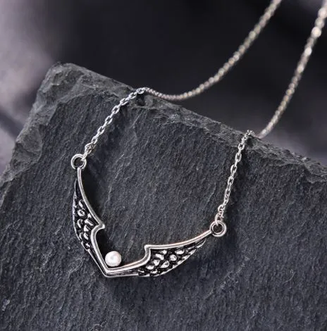 01 Necklaces N1806 Silver Bat Wings Necklace FREE Earrings