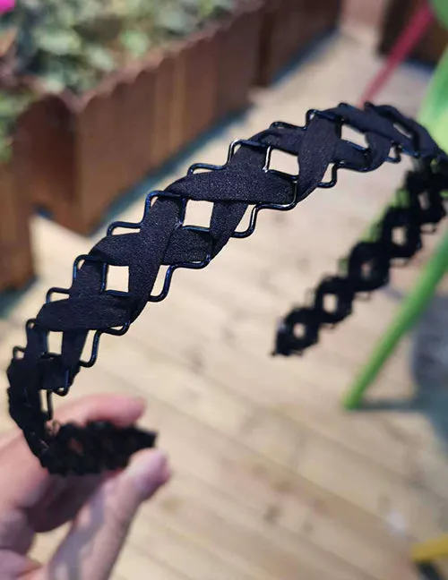 02 Rings H423 Black Wire Ribbon Head Band