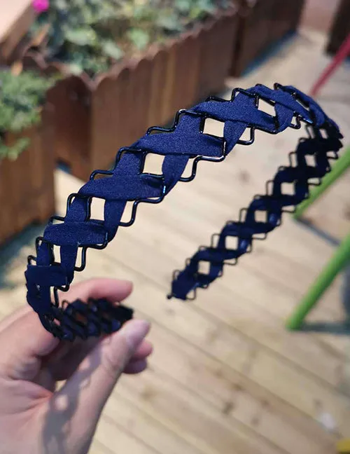 02 Rings H425 Black Wire Navy Blue Ribbon Head Band