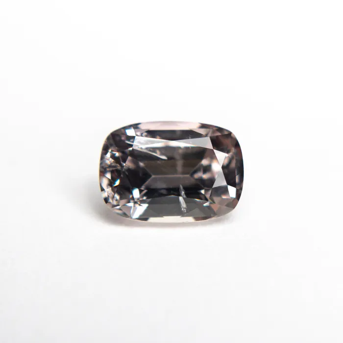 139ct 735x527x390mm Cushion Brilliant Sapphire 2268001 Misfit Gems Earrings 139ct 735x527x390mm Cushion Brilliant Sapphire 2268001 Misfit Gems Earrings