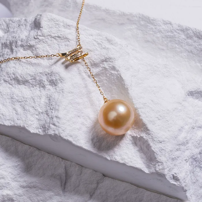 18k Gold Diamond South Sea Golden Pearl Necklace KN00121 Pearly Lustre Necklaces