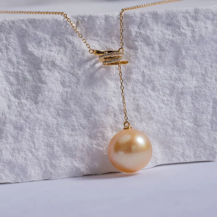 18k Gold Diamond South Sea Golden Pearl Necklace KN00121 Pearly Lustre Necklaces