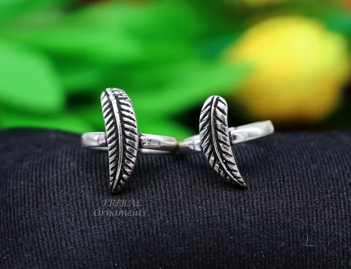 925 sterling silver amazing leaf design handmade toe ring toe band stylish modern womens brides jewelry india traditional jewelry ytr47 TribalOrnaments Rings