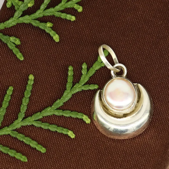 925 sterling silver handmade moon pendant with natural pearl stunning unisex pearl moon pendant best gifting jewelry from india ssp648 TRIBAL ORNAMENTS Necklaces