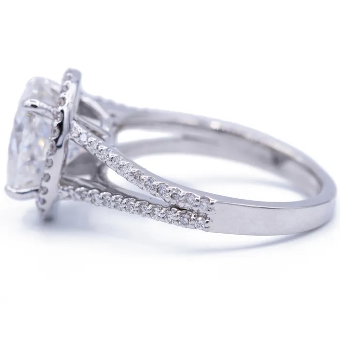 9x7mm Oval Center 14K White Gold Halo Split Shank Diamond Ring Fire Brilliance Rings
