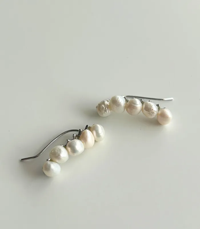 Arete Earrings Perla Pipa Climber Earrings