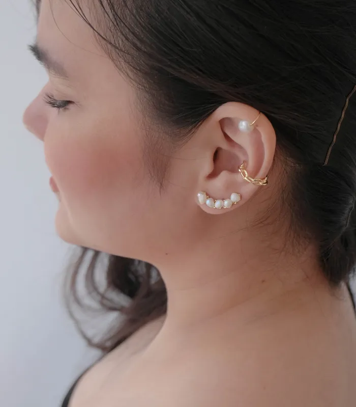 Arete Earrings Perla Pipa Climber Earrings Arete Earrings Perla Pipa Climber Earrings