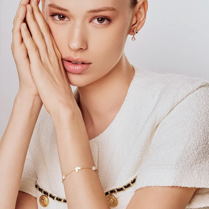 Bracelets Pearly Lustre 18K Solid Gold Akoya Pearl Bracelet KB00038