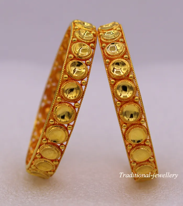 Bracelets Vintage antique design handmade fabulous 22karat yellow gold bangle bracelet Indian tribal antique kangan set ba36 TRIBAL ORNAMENTS Bracelets Vintage antique design handmade fabulous 22karat yellow gold bangle bracelet Indian tribal antique kangan set ba36 TRIBAL ORNAMENTS