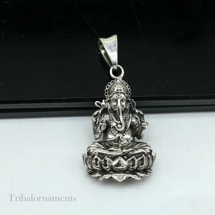 Divine lord Ganesha sitting on lotus blessing pendant excellent vintage designer 925 sterling silver handmade jewelry from india ssp959 TRIBAL ORNAMENTS Necklaces