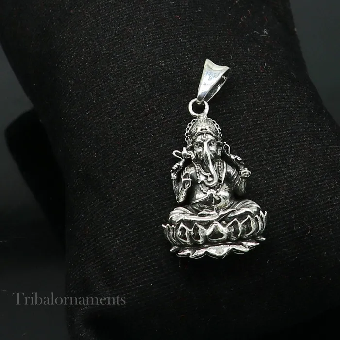 Divine lord Ganesha sitting on lotus blessing pendant excellent vintage designer 925 sterling silver handmade jewelry from india ssp959 TRIBAL ORNAMENTS Necklaces