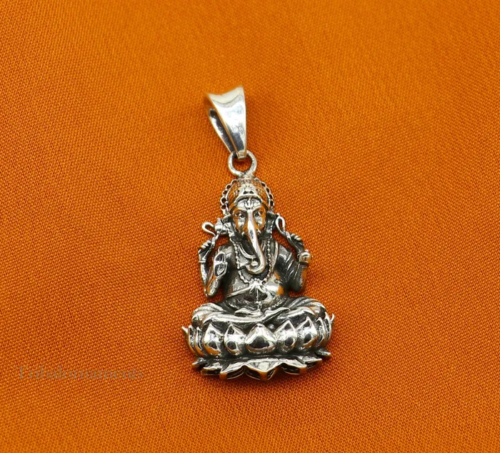 Divine lord Ganesha sitting on lotus blessing pendant excellent vintage designer 925 sterling silver handmade jewelry from india ssp959 TRIBAL ORNAMENTS Necklaces