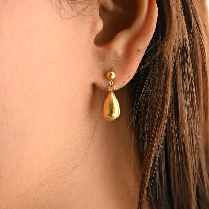 Earrings 18K GoldFilled Teardrop Stud Earrings Jewelvers Earrings 18K GoldFilled Teardrop Stud Earrings Jewelvers