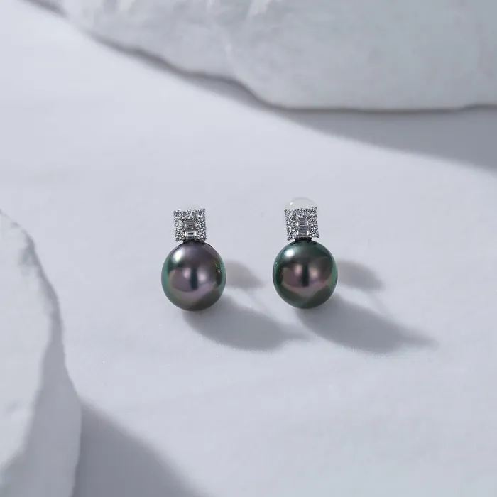 Earrings 18K Solid Gold Tahitian Pearl Earrings KE00096 Pearly Lustre