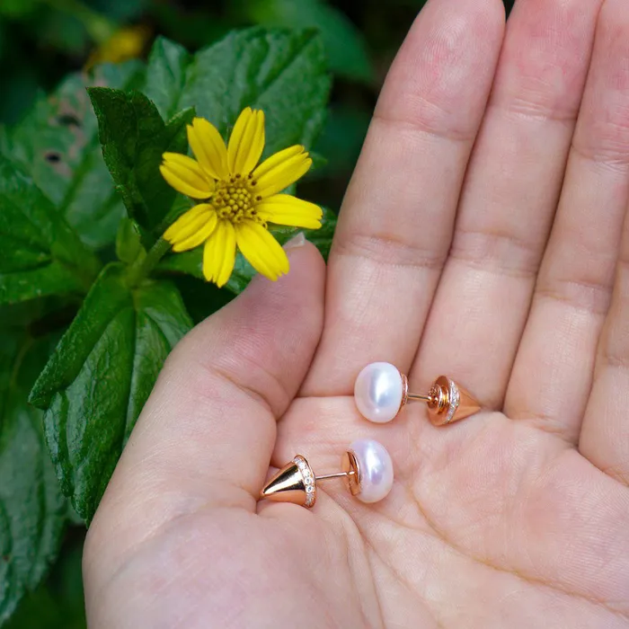 Earrings Asian Civilisations Museum Freshwater Pearl Earrings WE00052 New Yorker Collection Pearly Lustre