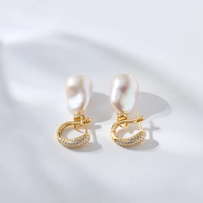 Earrings Elegant Baroque Pearl Earrings WE00875 Pearly Lustre