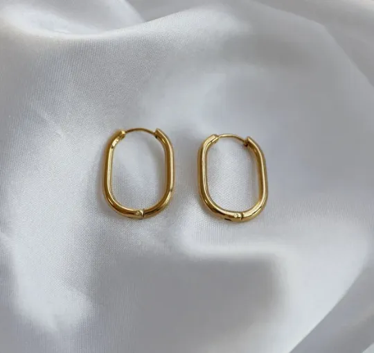 Earrings Jewelvers 18K GoldFilled Oval Link Hoop Earrings Earrings Jewelvers 18K GoldFilled Oval Link Hoop Earrings