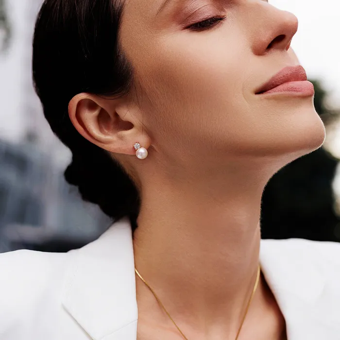 Earrings Pearly Lustre 18K Gold Hanadama Akoya Pearl Earrings KE00108