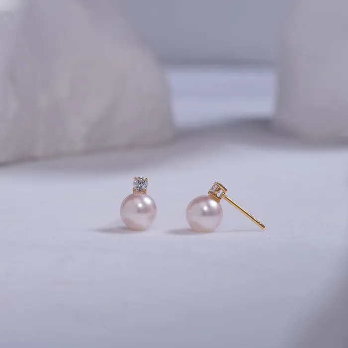 Earrings Pearly Lustre 18K Gold Hanadama Akoya Pearl Earrings KE00108