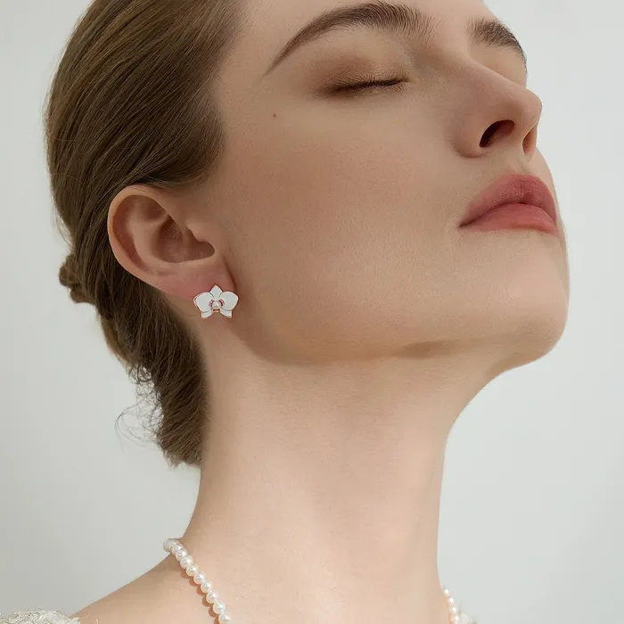 Earrings Pearly Lustre Top Grade Freshwater Pearl Earrings WE00789 ORCHID