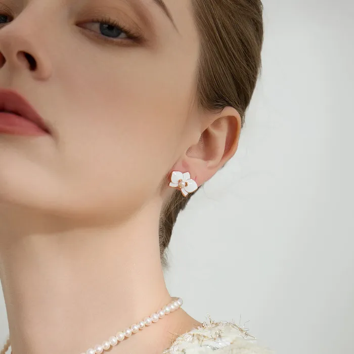Earrings Pearly Lustre Top Grade Freshwater Pearl Earrings WE00789 ORCHID