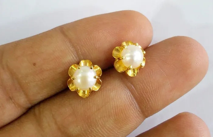 Earrings TRIBAL ORNAMENTS Indian traditional style vintage antique designer gorgeous 22karat yellow gold natural pearl stud earrings pair best collection er80